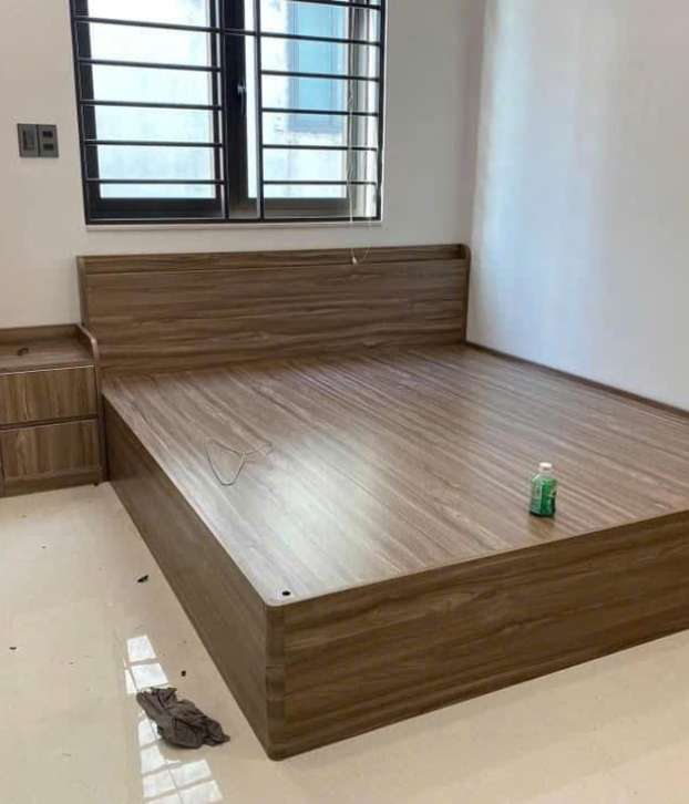 Giường Nhựa Vincoplast Mẫu 012