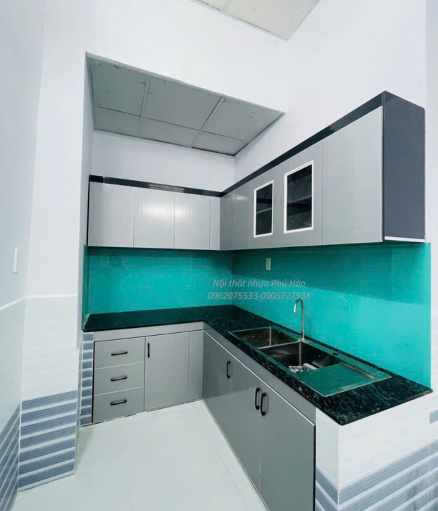 Tủ Bếp Mẫu 048